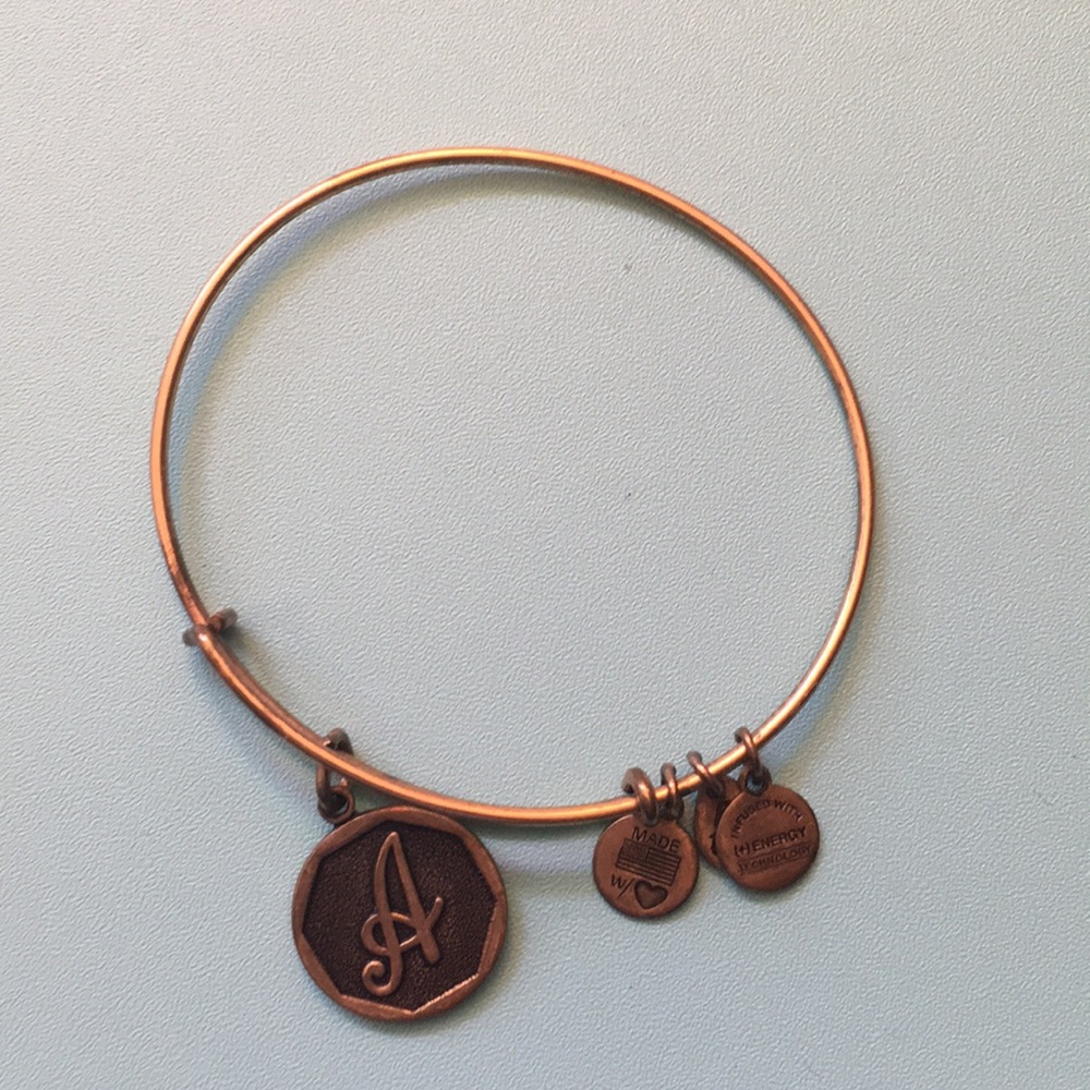 A Alex and Ani